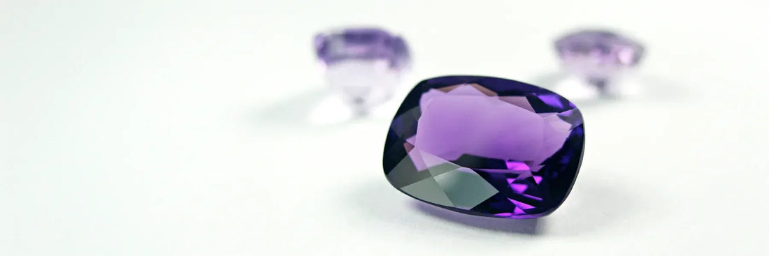 Lila Diamanten, von der Entstehung der Farbdiamanten bis zum Angebot - Yorxs