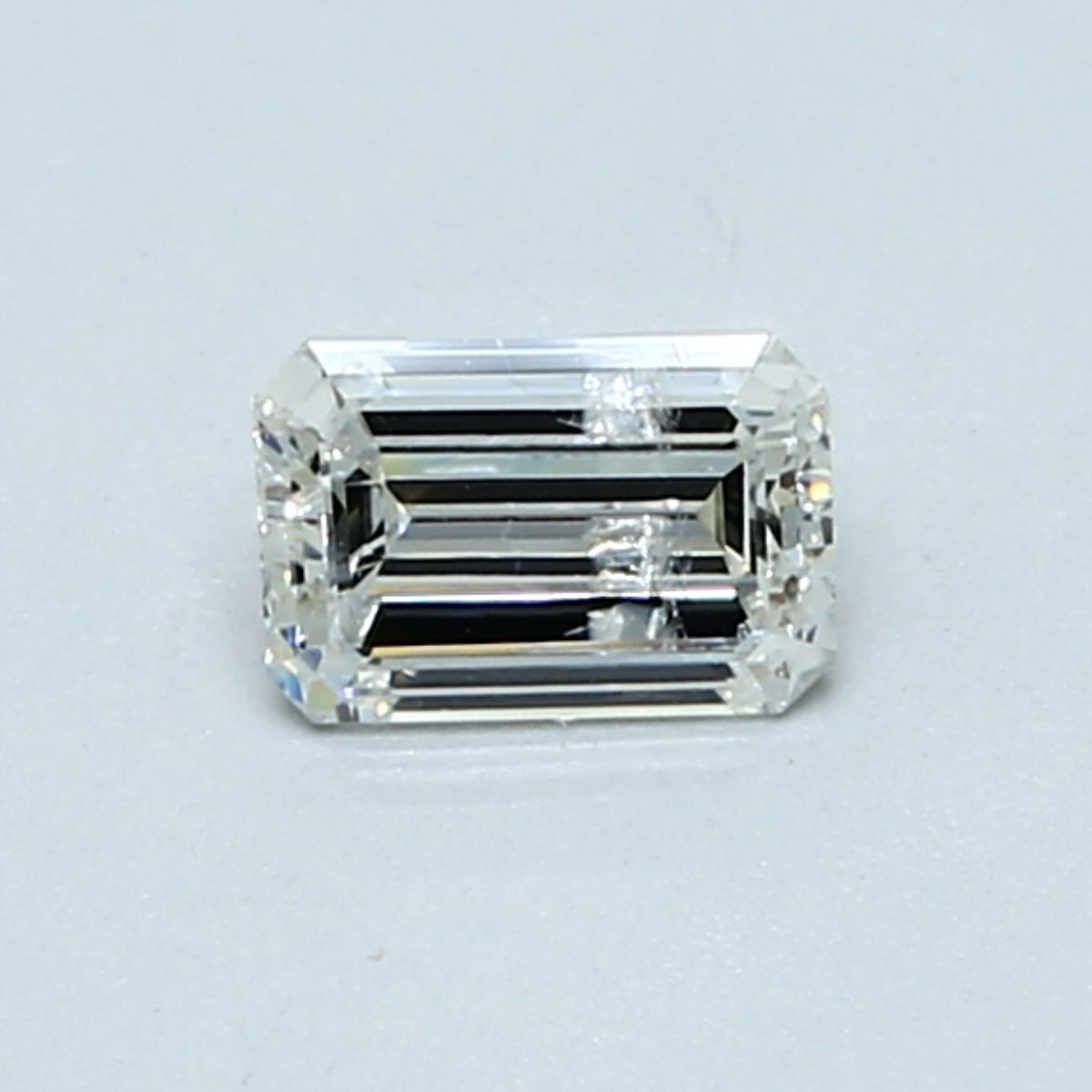 0.45 Karat Smaragd Form Naturdiamant